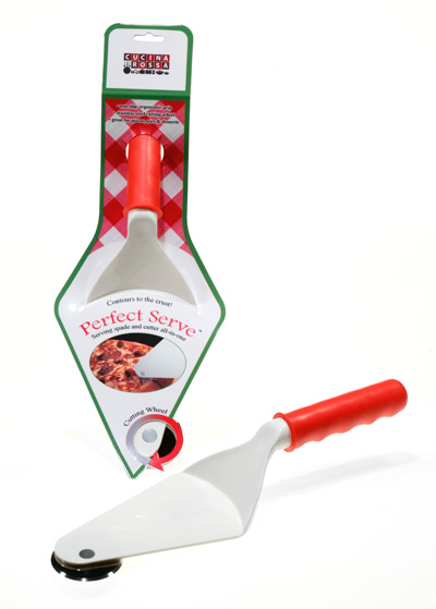 pizza slice outline. Getting a perfect slice of